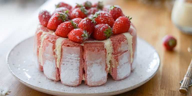 Comment Faire Une Charlotte Aux Fraises - La Meilleure Recette